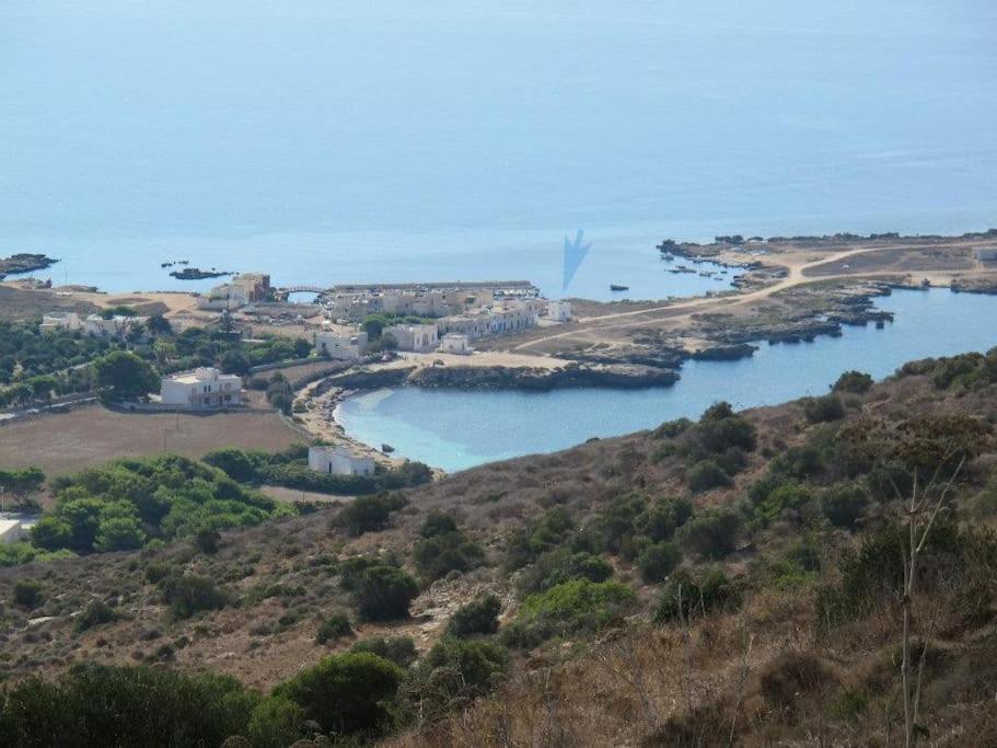 Il Cubo, Monovano Col Mare Su Tre Fronti. ファヴィニャーナ エクステリア 写真